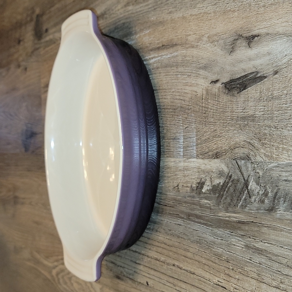 Le Creuset Cassis Oval Baking Dish - Picture 6 of 11